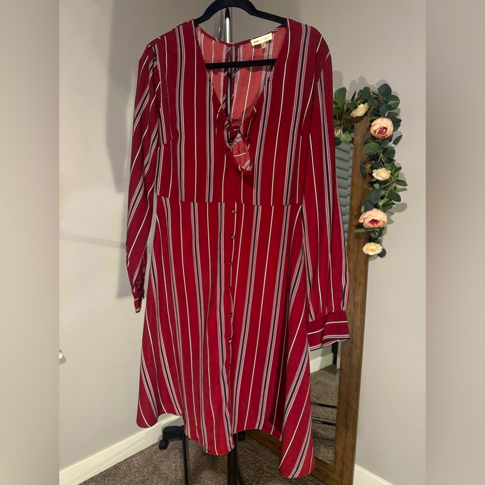 NWOT Art + ephect Bohme striped burgundy long sleeve a line dress - size L